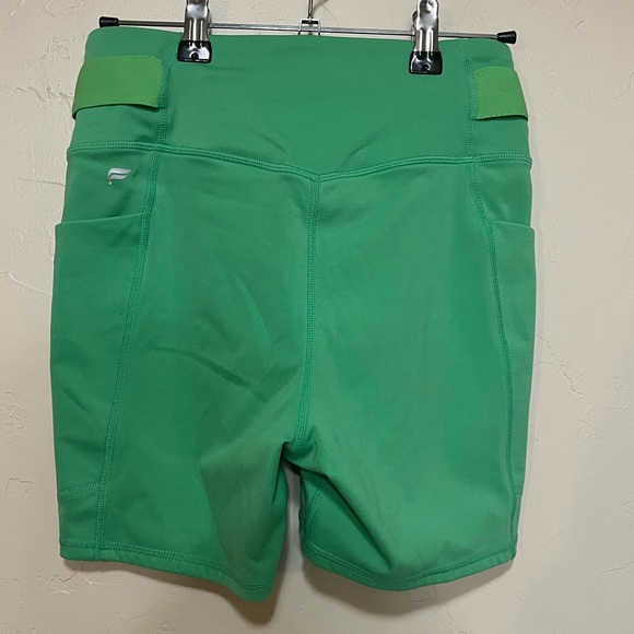 Fabletics Sports Bra/Shorts Combo - Picture 5 of 5